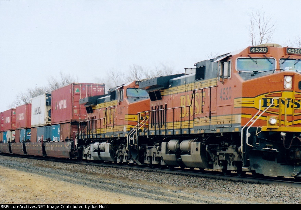 BNSF 4520 West